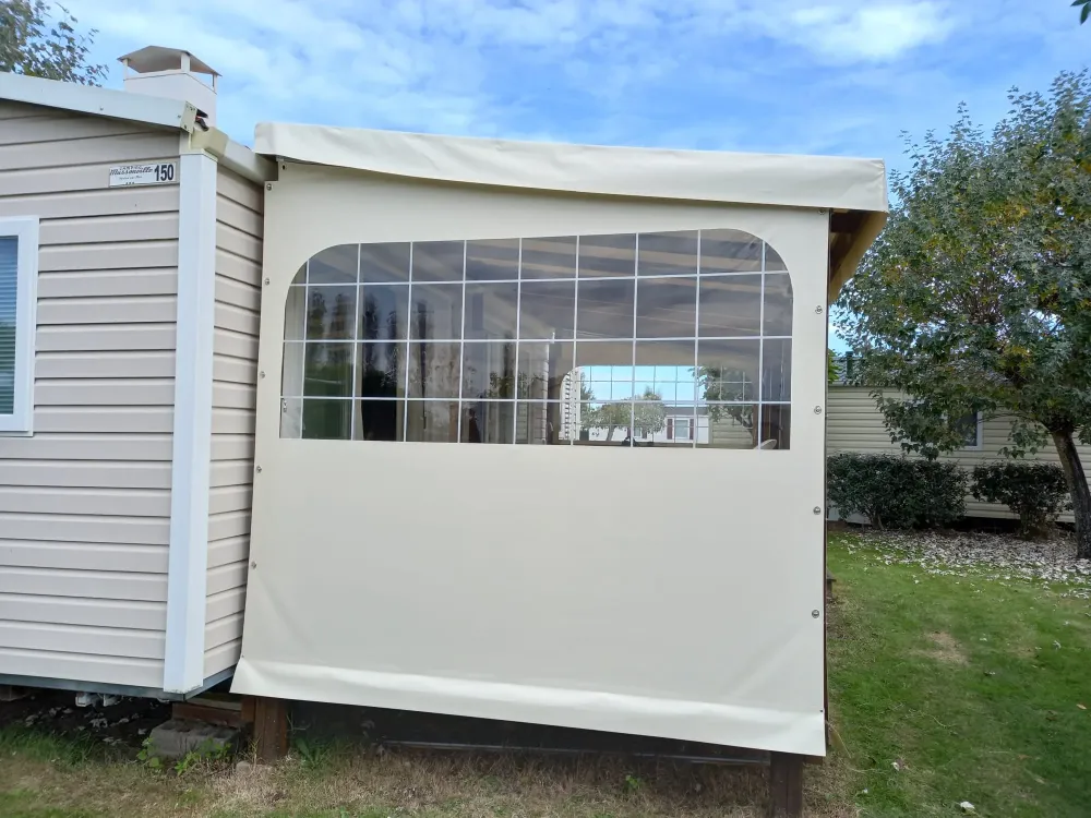 Auvent de mobil-home sur mesure près de Saint-Laurent-Médoc