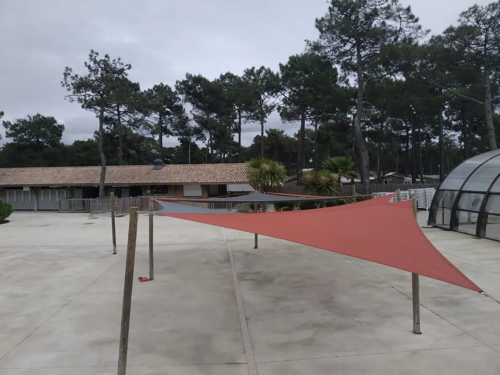 Voile d'ombrage trois pointes