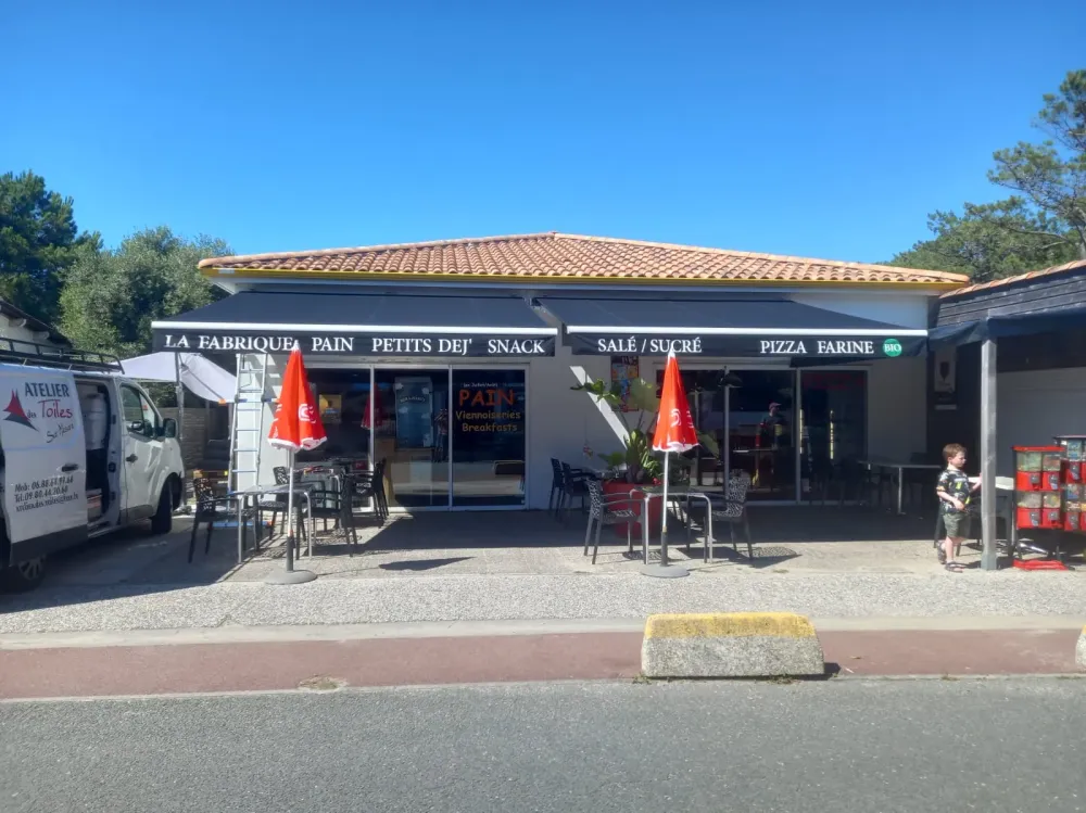 Store banne près de Saint-Laurent-Médoc